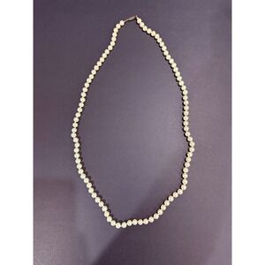 Classic Faux‎ Pearl Necklace – Timeless & Elegant